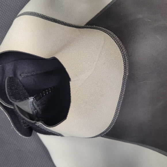 Mens wet suit - Picture 5 of 7